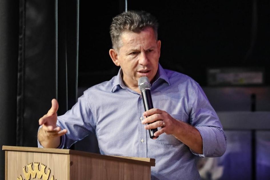 Mauro Mendes envia projeto para tornar uniformes obrigatórios nas escolas de MT