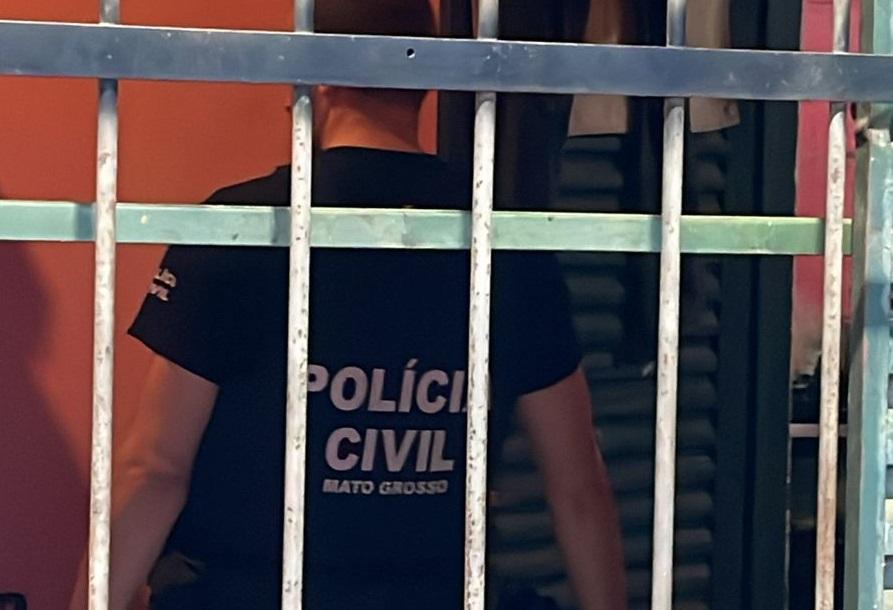 Polícia Civil cumpre ordens judiciais contra grupo responsável por envio de drogas para o interior do estado