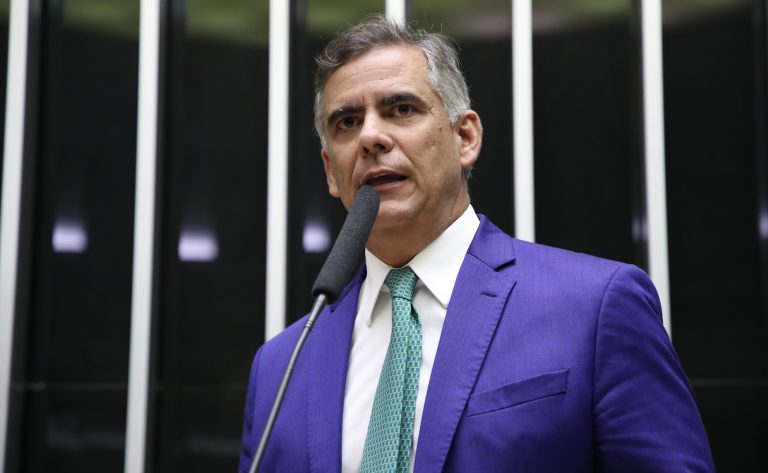 Discussão e votação de propostas. Dep. Leur Lomanto Júnior(UNIÃO - BA)