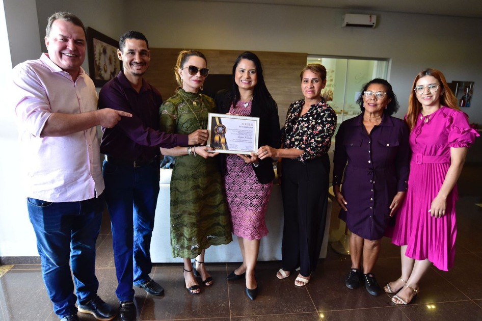 Primeira-dama de MT é homenageada por três municípios por ações sociais impactantes