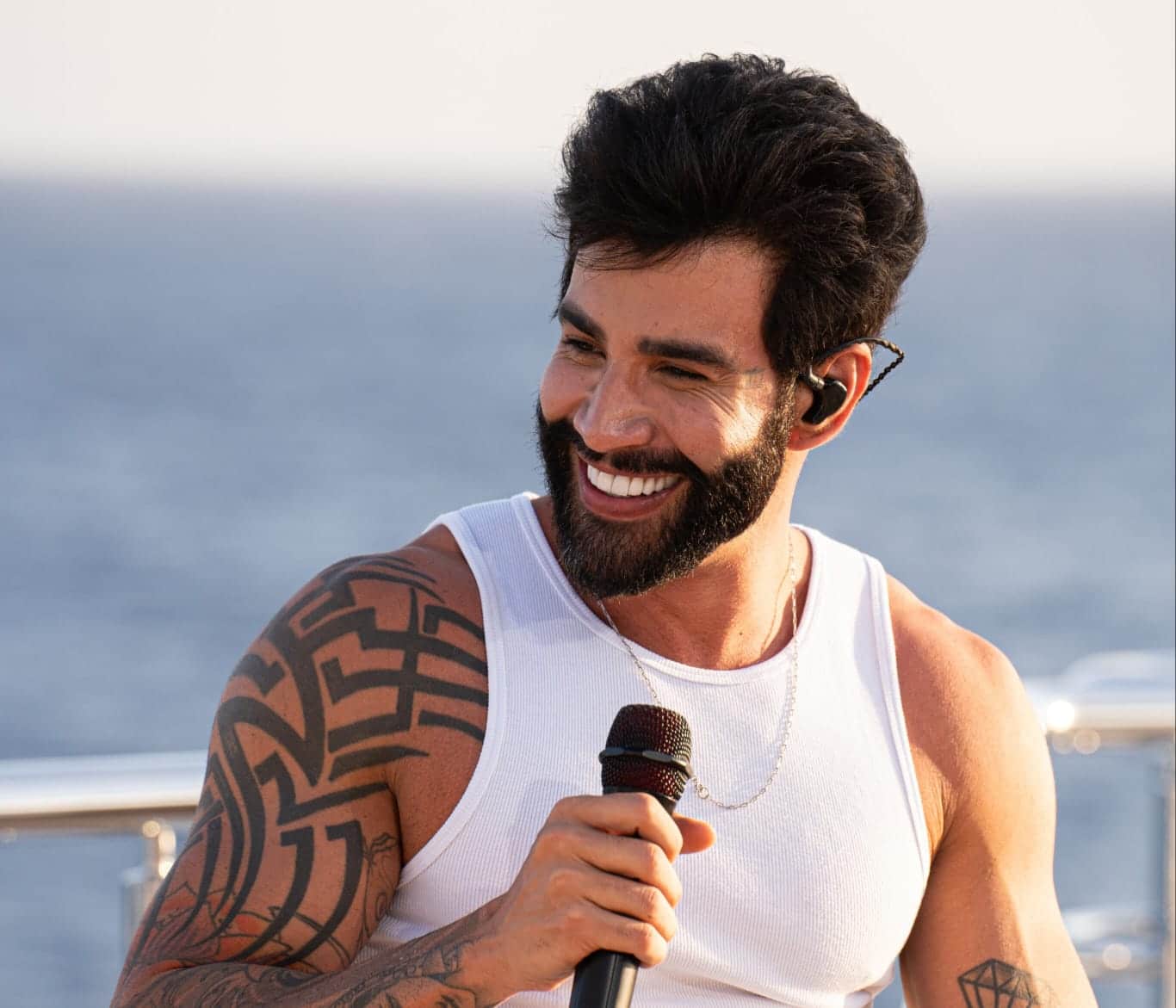 Gusttavo Lima lança EP “Embaixador Acústico” gravado na Grécia