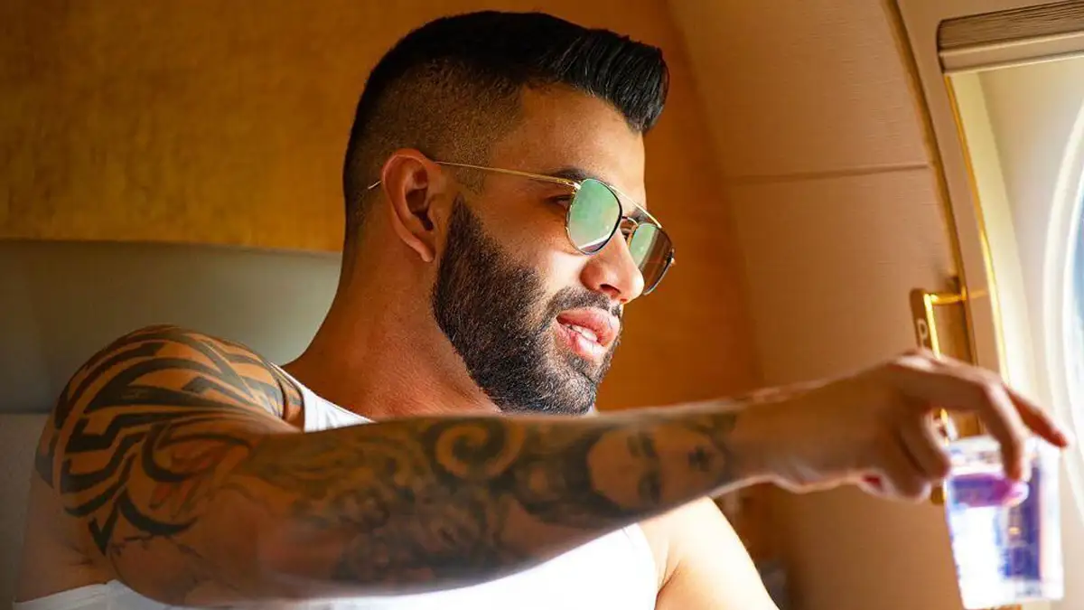 Gusttavo Lima tem avião apreendido e mantém contrato com empresa acusada de lavagem de dinheiro
