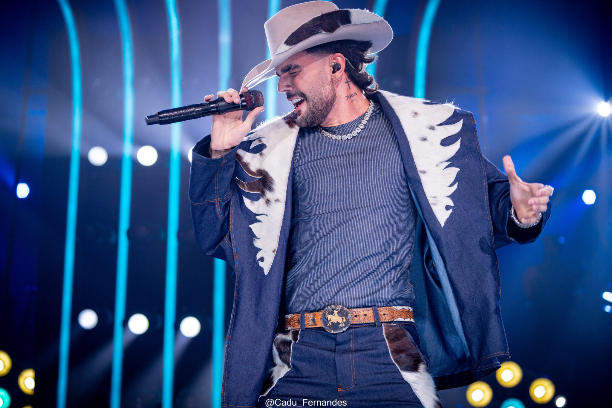 Luan Pereira lança EP de DVD Esotérico gravado em Londrina