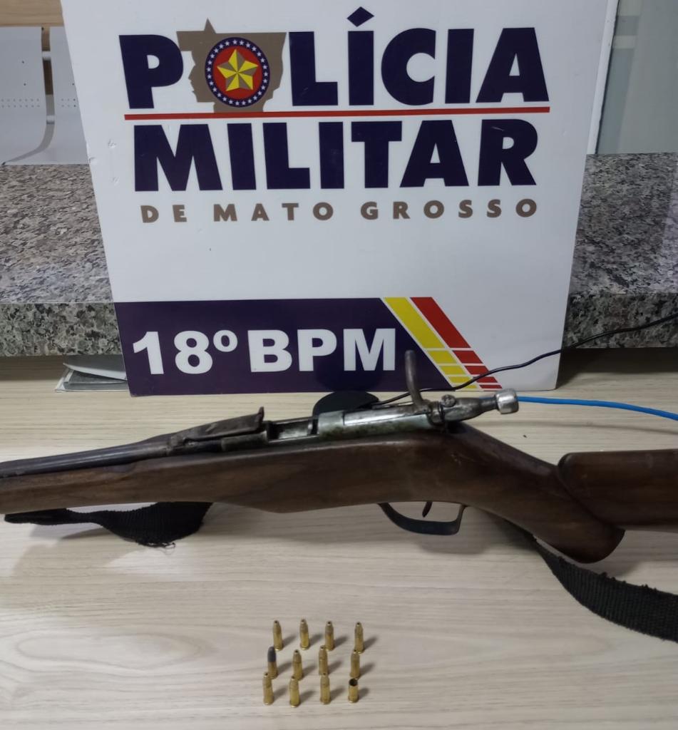 PM prende homem por porte ilegal de arma de fogo e ameaça no interior de MT -