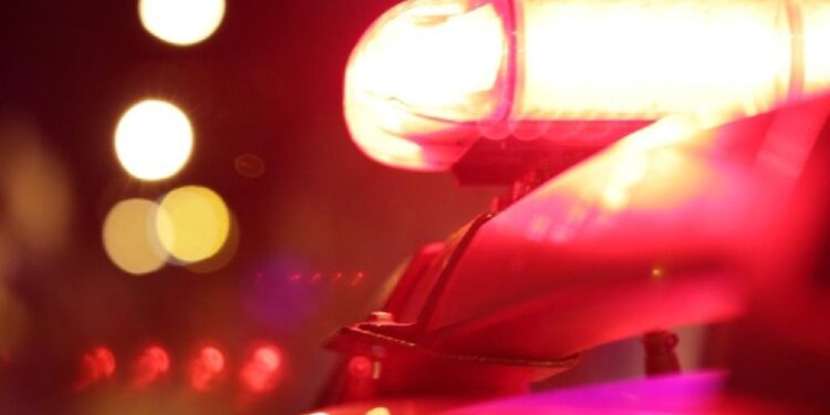 Casal é executado a tiros dentro de casa; dois suspeitos fugiram em moto