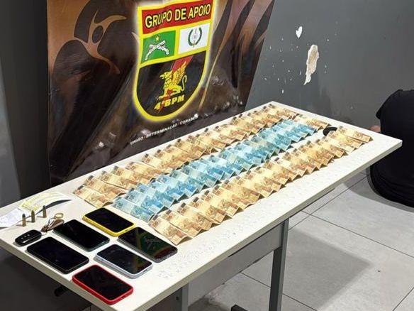 Polícia Militar prende faccionado por estelionato e apreende R$ 4,1 mil e chips telefônicos -
