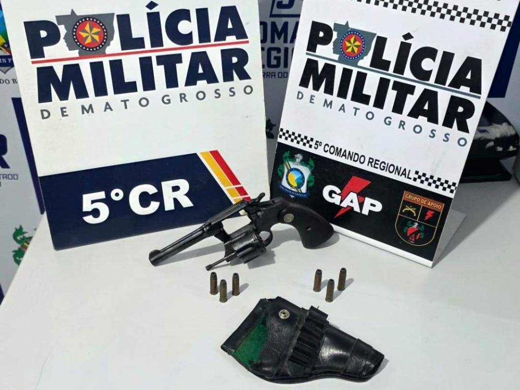 Polícia Militar prende homem que ameaçou irmão com arma de fogo em Barra do Garças -