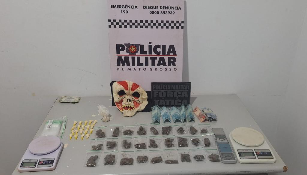 Polícia Militar prende três pessoas por tráfico de drogas e apreende porções de maconha e cocaína -