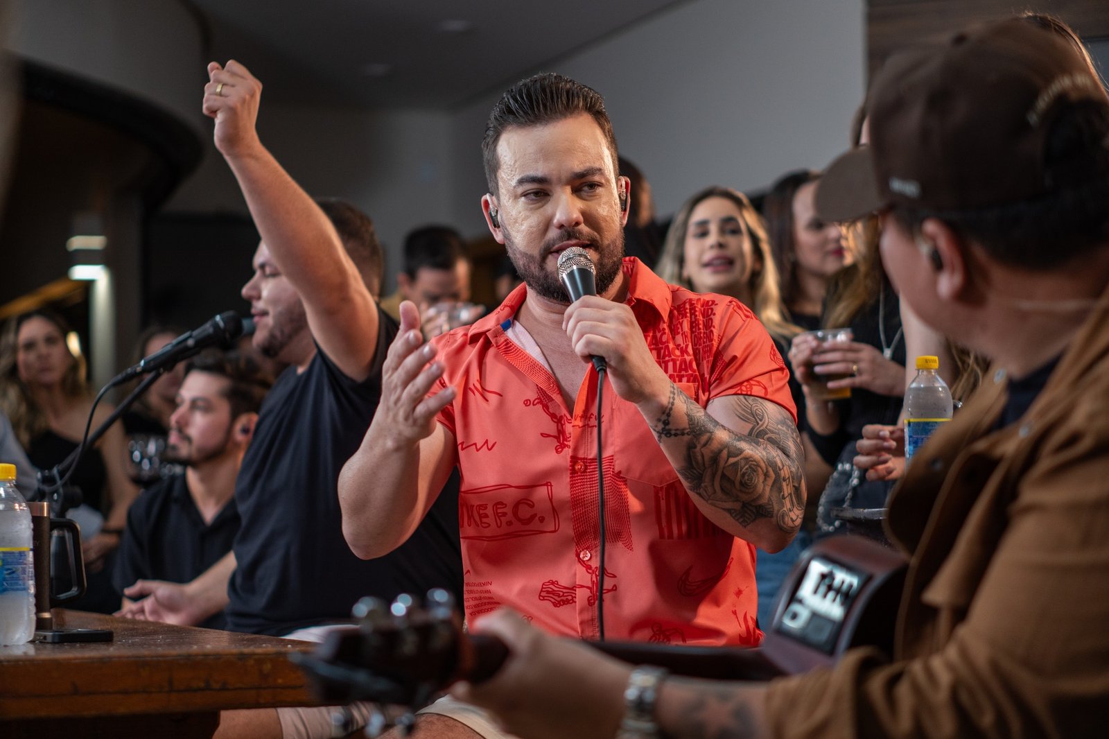 Matheus & Lorenzo lançam “Referências – Moda e Churrasco”