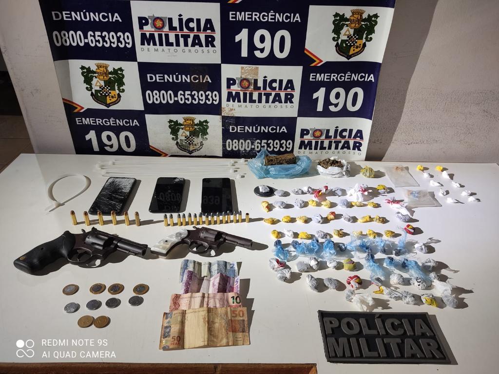 Força Tática prende faccionados com armas e drogas em Vila Bela de Santíssima Trindade -