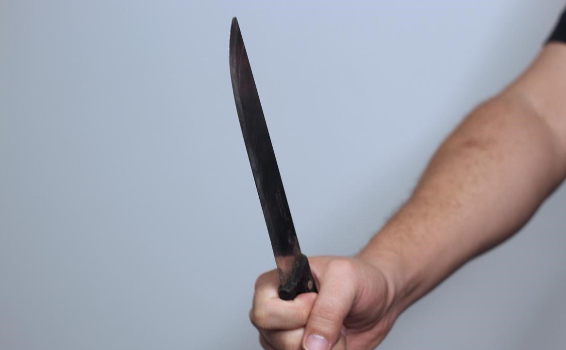 Homem é esfaqueado em briga durante bebedeira na região do Araguaia