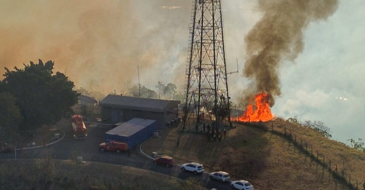 Bombeiro vê indícios de prática humana em incêndios, em Barra do Garças