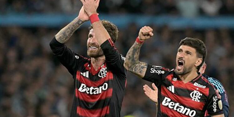 Flamengo segura empate e carimba passaporte para a final da Libertadores 2025