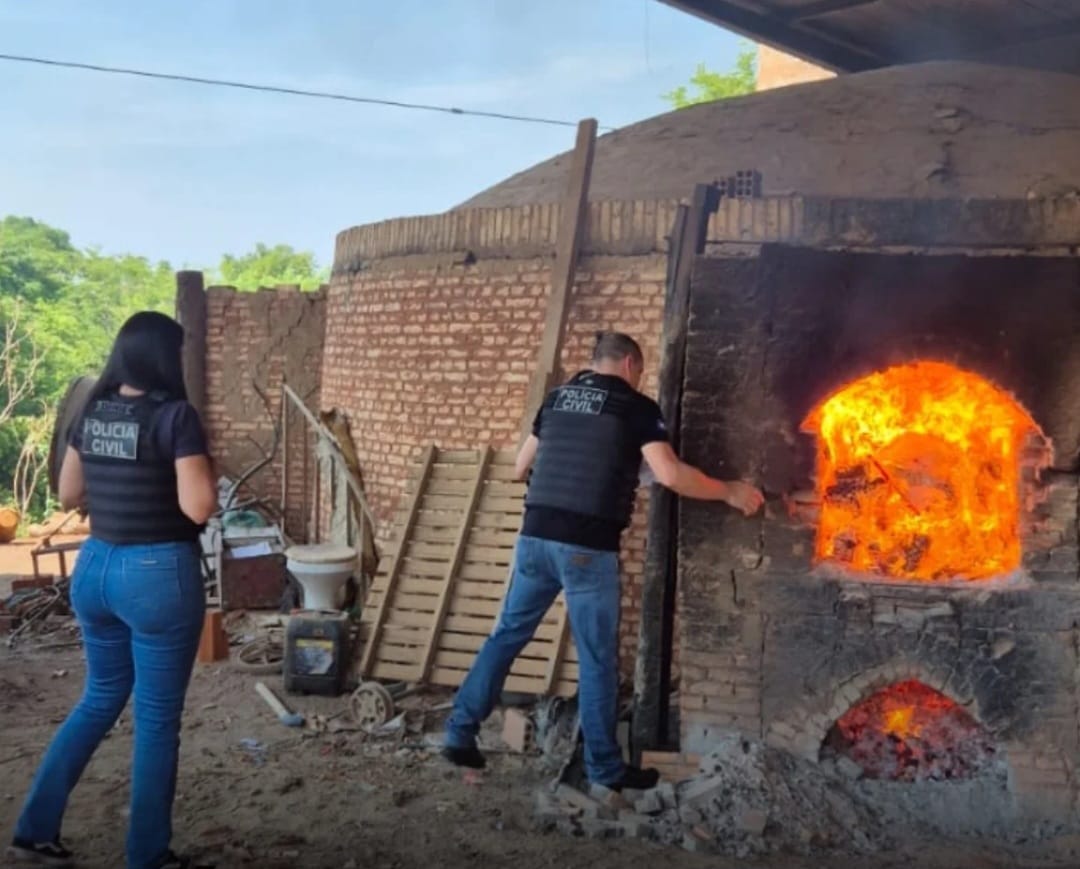 Polícia Civil faz incineração de cerca de 70 kg de drogas em Barra do Garças