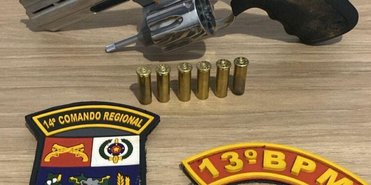 PM prende homem por dirigir alcoolizado e fazer disparos de arma de fogo em Itanhangá -