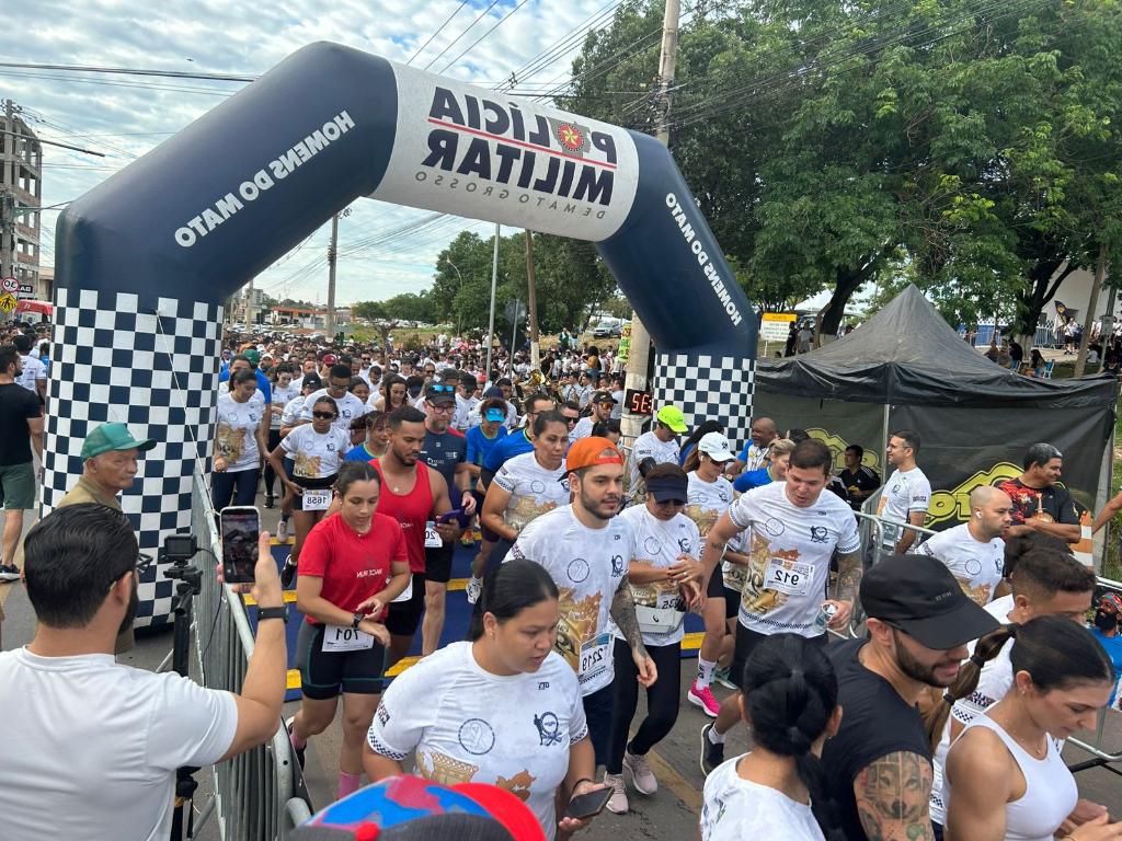 Polícia Militar reúne 2.190 participantes na 25ª Corrida Homens do Mato -
