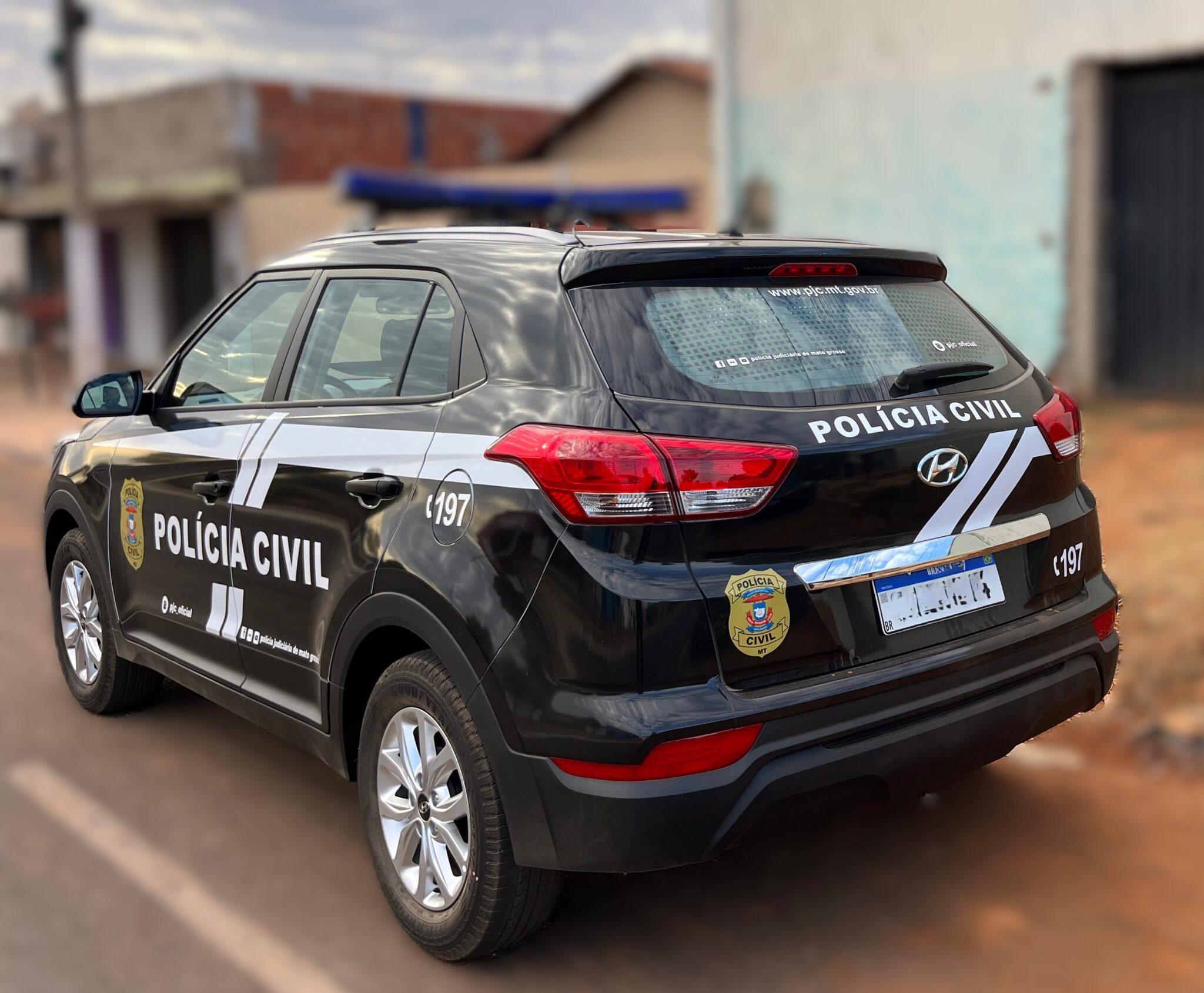 Polícia Civil prende foragida do Maranhão após esfaquear o marido em Mato Grosso
