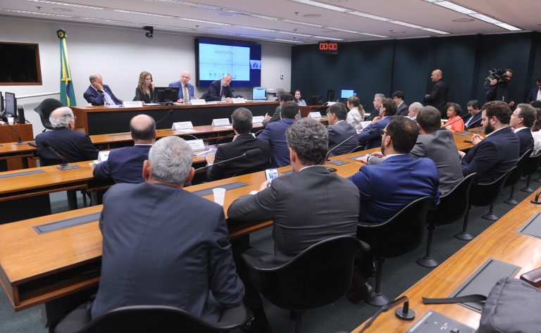 Seminário: Mapa do Caminho – Biocombustíveis a rota mais curta. Dep. Alceu Moreira (MDB - RS). Dep. Arnaldo Jardim (CIDADANIA - SP) e Embaixador e Presidente da COP30 - COP30, André Correia do Lago.