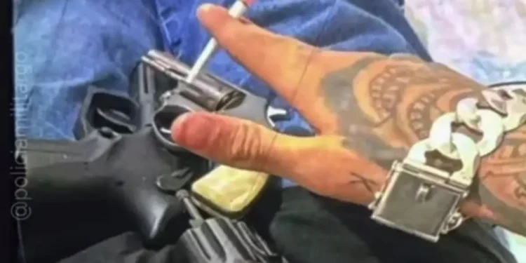 Trio que ostentava armas e drogas na internet morre após confronto com PMs em Goiás