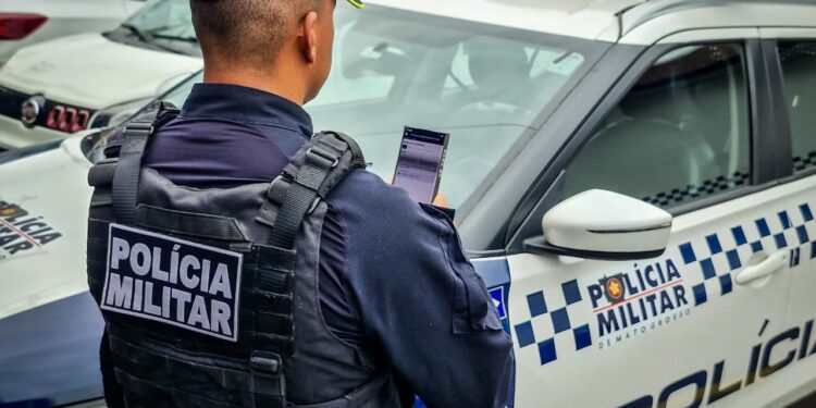 Polícia Militar prende homem que agrediu e ameaçou esposa com faca em Planalto da Serra