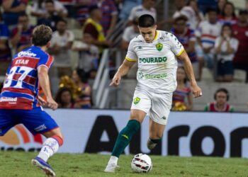 Cuiabá e Fortaleza ficam no zero a zero no Castelão; treinadores são expulsos