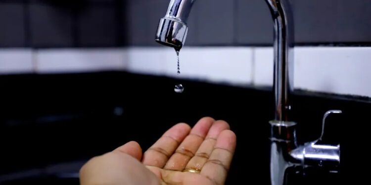 Falhas no abastecimento nos bairros Jardim Araguaia e Monte Sinai resultam em multas superiores a R$ 52 mil em Barra do Garças