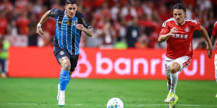 Grenal sem graça termina zerado no Beira-Rio e frustra torcidas gaúchas