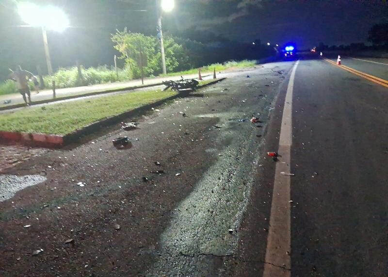 Jovem de 22 anos morre após colisão com caminhonete em MT