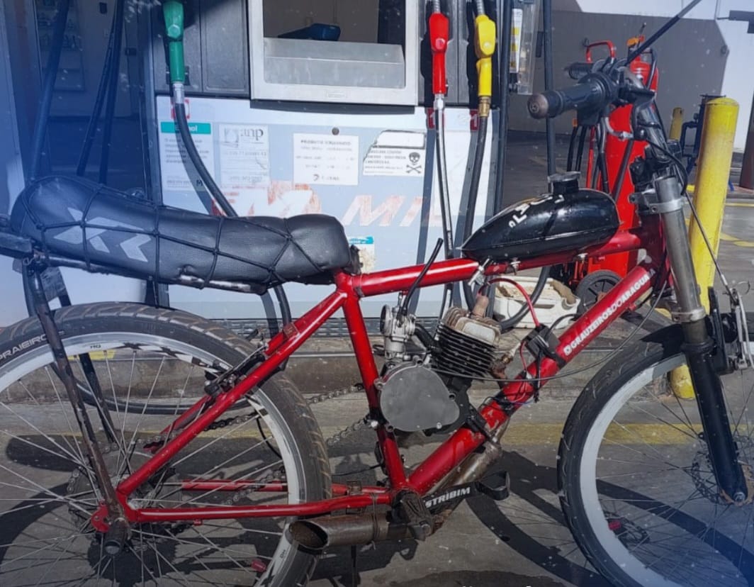 Menor é contido após jogar gasolina e ameaçar queimar veículo em posto de combustível em Barra do Garças