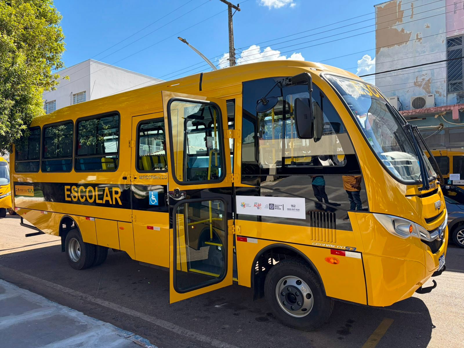 Novos ônibus escolares chegam à Barra do Garças e reforçam transporte de alunos da zona rural