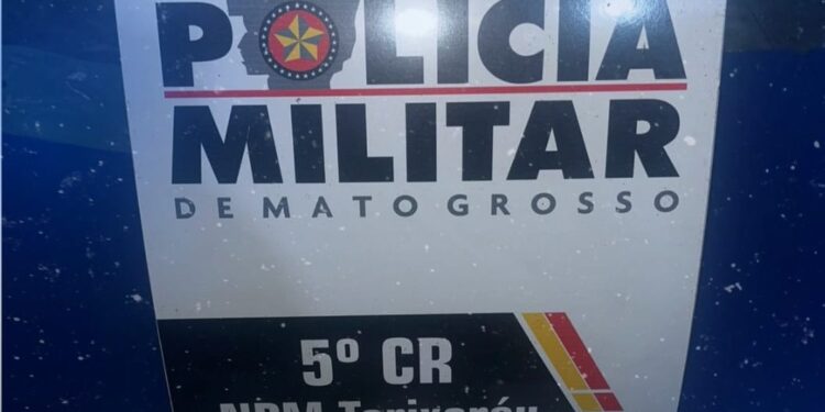 PM desarticula ponto de tráfico e prende dois suspeitos em Torixoréu