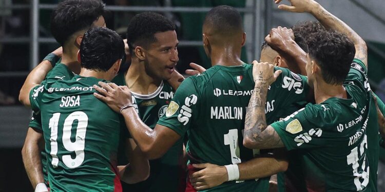 Palmeiras vence Sporting Cristal e lidera o Grupo F da Libertadores
