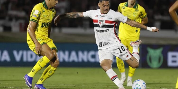 São Paulo vence o Mirassol e encerra sequência negativa no Brasileirão