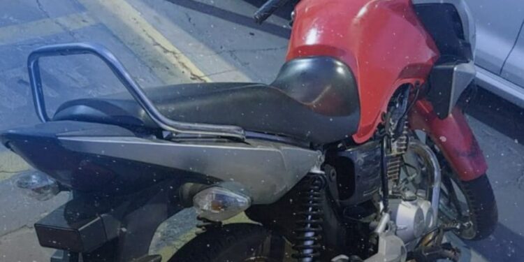 Suspeito foge de abordagem, cai durante perseguição e é preso pela PM em Barra do Garças