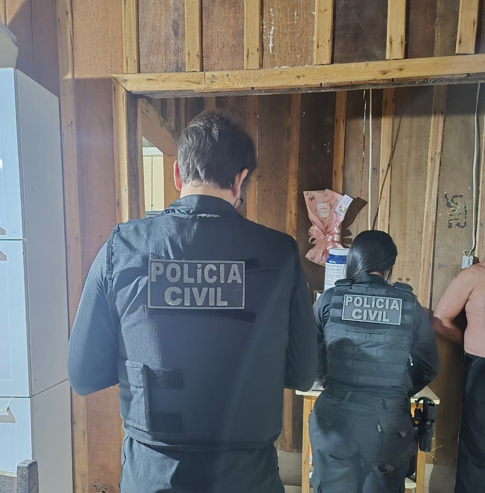 Polícia Civil cumpre 22 mandados contra membros de facção criminosa em Alta Floresta e Carlinda
