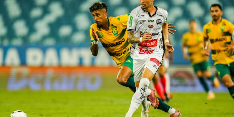 Cuiabá vence Athletic e sonha com G4 da Série B